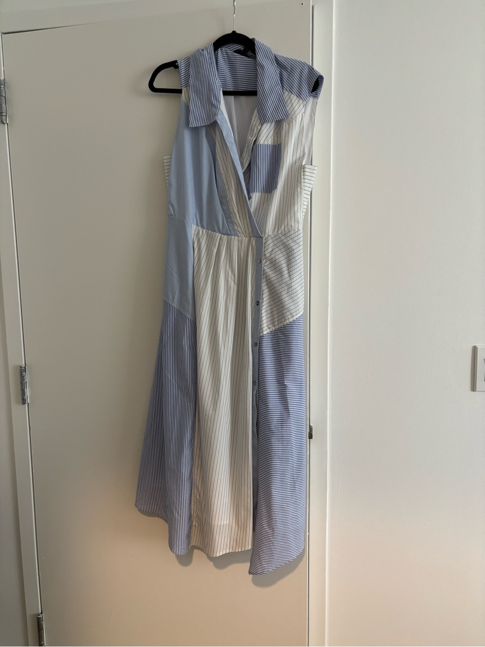NWOT Nicole Miller Sleeveless Blue and White patchwork stripe dress *never worn*
